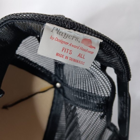 Vintage Rayovac Batteries Trucker Cap Black Red Snap Back Foam Players Taiwan - Picture 11 of 13